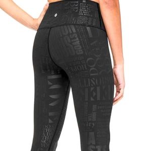 Lululemon Wunder under  under manifesto foil-size 6